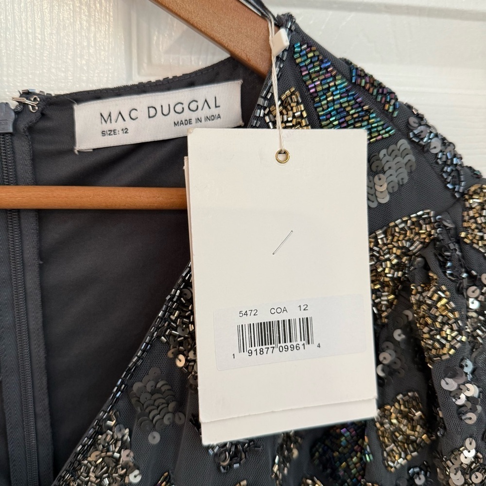 Mac Duggal Platinium Evening Gown - Picture 11 of 14